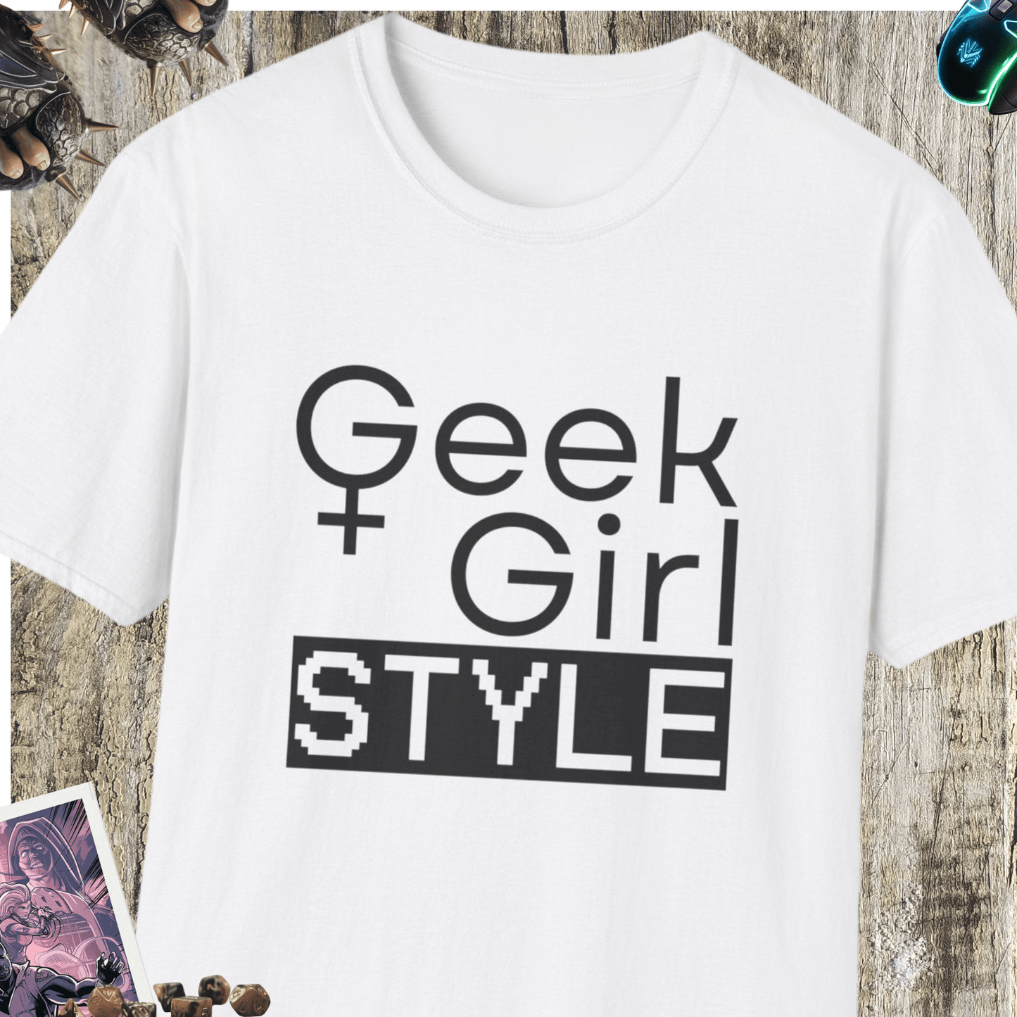 Geek Girl Style Unisex Softstyle T-Shirt